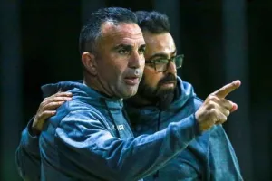 Στο τιμόνι οι Τράττος και Πέτρου