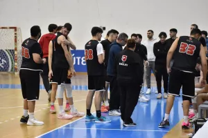Επίδειξη δύναμης και τρίτος συνεχόμενος τίτλος (φώτος)