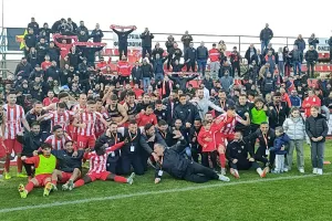 (Βίντεο-Φώτος kerkida) Το ερυθρόλευκο... πάρτι για την κατάκτηση του πρωταθλήματος!