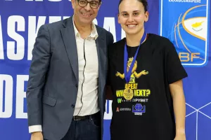 Πρωτάθλημα και... τρεμπλ η ΑΕΛ! (Φώτος)