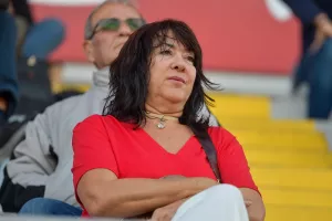  ΣΑΛΑΜΙΝΑ όλων των... ηλικιών! (Φώτος)