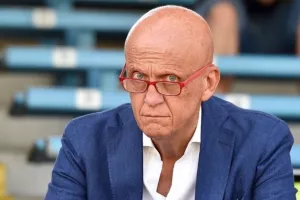 ΕΔΩ...Κολίνα!