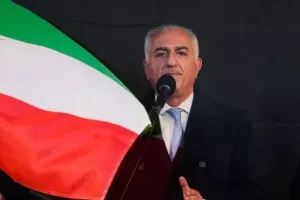 Παχλαβί για Ιράν: "Η τελική νίκη πλησιάζει"