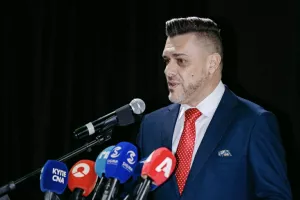 Πάντα ο Κωνσταντίνος!