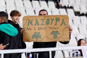 (ΦΩΤΟΡΕΠΟΡΤΑΖ) Ο κόσμος της Ομόνοιας στο ΓΣΠ