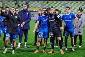 (ΒΙΝΤΕΟ Kerkida) Πήγαν στον Νίκο Κίρζη και στους άλλους...49!