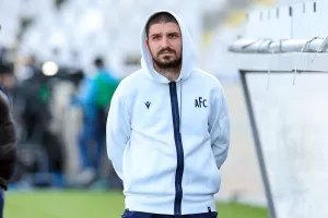 Στον πάγκο ο Σταφυλίδης