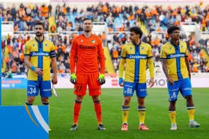ΑΠΟΕΛ - Ομόνοια: Ο Ολαγίνκα έβαψε γαλαζοκίτρινο το αιώνιο!