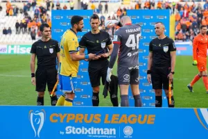 ΑΠΟΕΛ - Ομόνοια: Ο Ολαγίνκα έβαψε γαλαζοκίτρινο το αιώνιο!