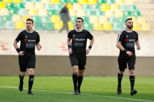 Ξεκούραστα... στα ημιτελικά με τριάρα (Φώτος)