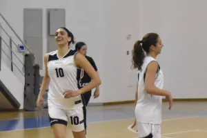 Άνετη πρεμιέρα για το Πανεπιστήμιο Κύπρου