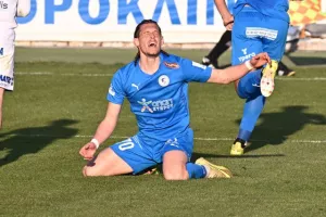 "Διπλό" παραμονής με... σφραγίδα Λομόνακο!