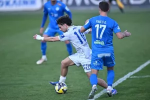 "Διπλό" παραμονής με... σφραγίδα Λομόνακο!