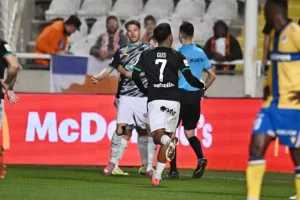 ΑΠΟΕΛ - ΑΕΚ: Το γύρισε και πήρε το σπουδαίο "διπλό" που ήθελε!