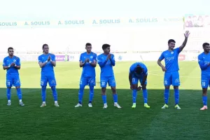 "Διπλό" παραμονής με... σφραγίδα Λομόνακο!