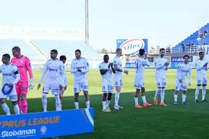 "Διπλό" παραμονής με... σφραγίδα Λομόνακο!
