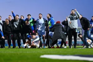 "Διπλό" παραμονής με... σφραγίδα Λομόνακο!
