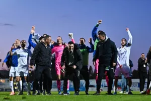 "Διπλό" παραμονής με... σφραγίδα Λομόνακο!