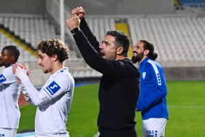 Να το πάρει… πάνω της