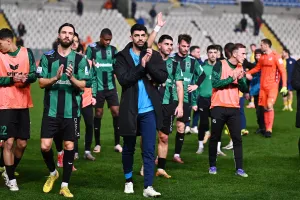 Τα επόμενα δύο, με -1 και +1