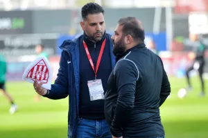 Τρένο με... σπασμένα φρένα η Νέα Σαλαμίνα (Αποτελέσματα)