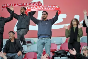 Τρένο με... σπασμένα φρένα η Νέα Σαλαμίνα (Αποτελέσματα)