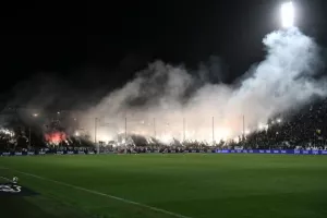 Πρόστιμο στον ΠΑΟΚ για τα καπνογόνα για τους επτά αδικοχαμένους οπαδούς