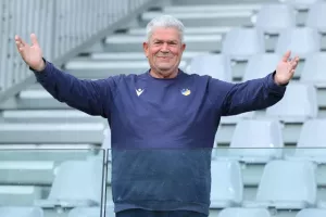 ΔΙΠΛΟ για το ΑΠΟΕΛ που βλέπει... προς τα πάνω! (φώτος)