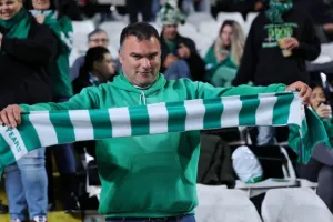 (ΦΩΤΟΡΕΠΟΡΤΑΖ) Ο κόσμος της Ομόνοιας στο ΓΣΠ