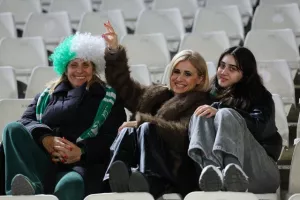 (ΦΩΤΟΡΕΠΟΡΤΑΖ) Ο κόσμος της Ομόνοιας στο ΓΣΠ