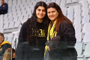 ΔΙΠΛΟ για το ΑΠΟΕΛ που βλέπει... προς τα πάνω! (φώτος)