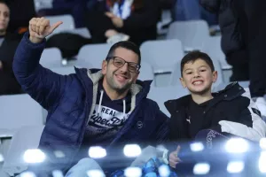 Ντέρμπι και πρόκριση στην παράταση δια ποδός... Τόμας!