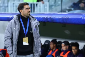 Ντέρμπι και πρόκριση στην παράταση δια ποδός... Τόμας!