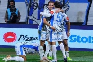 Ντέρμπι και πρόκριση στην παράταση δια ποδός... Τόμας!