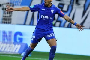 Ντέρμπι και πρόκριση στην παράταση δια ποδός... Τόμας!