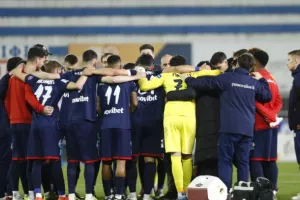 «Γελάνε οι συνάδελφοι στο εξωτερικό με όσα συμβαίνουν»