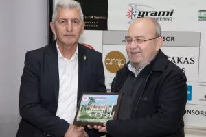 (ΦΩΤΟΣ) Η κοπή βασιλόπιτας των παλαιμάχων της Νέας Σαλαμίνας