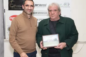 (ΦΩΤΟΣ) Η κοπή βασιλόπιτας των παλαιμάχων της Νέας Σαλαμίνας