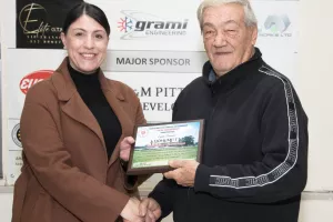 (ΦΩΤΟΣ) Η κοπή βασιλόπιτας των παλαιμάχων της Νέας Σαλαμίνας