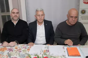 (ΦΩΤΟΣ) Η κοπή βασιλόπιτας των παλαιμάχων της Νέας Σαλαμίνας