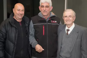 (ΦΩΤΟΣ) Η κοπή βασιλόπιτας των παλαιμάχων της Νέας Σαλαμίνας