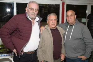 (ΦΩΤΟΣ) Η κοπή βασιλόπιτας των παλαιμάχων της Νέας Σαλαμίνας