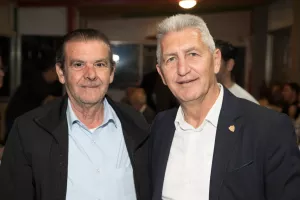 (ΦΩΤΟΣ) Η κοπή βασιλόπιτας των παλαιμάχων της Νέας Σαλαμίνας