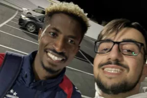 Ξανά... selfie; 