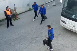 Γήπεδο... οι Αραδιππιώτες (Φώτος)