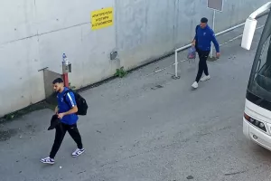 Γήπεδο... οι Αραδιππιώτες (Φώτος)