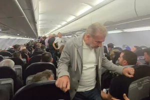 Κουβεντούλα με οπαδούς/ Ικανοποίηση για Ευρώπη - Ατάκα... για Απόλλωνα