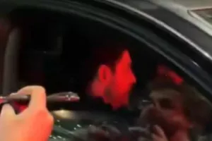 Ο Αρτέτα αγνόησε οπαδό όταν του ζήτησε να υπογράψει μια φανέλα (βίντεο)