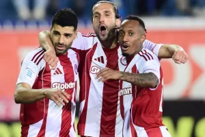 Η ερυθρόλευκη ανάρτηση με ξεκάθαρο μήνυμα