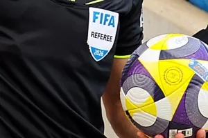 Τα ντέρμπι με Πολωνό και Πορτογάλο